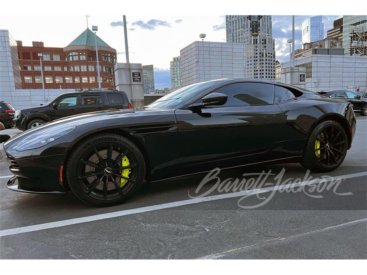 For Sale at Auction: 2019 Aston Martin DB11 in Scottsdale, Arizona for sale in Scottsdale, AZ