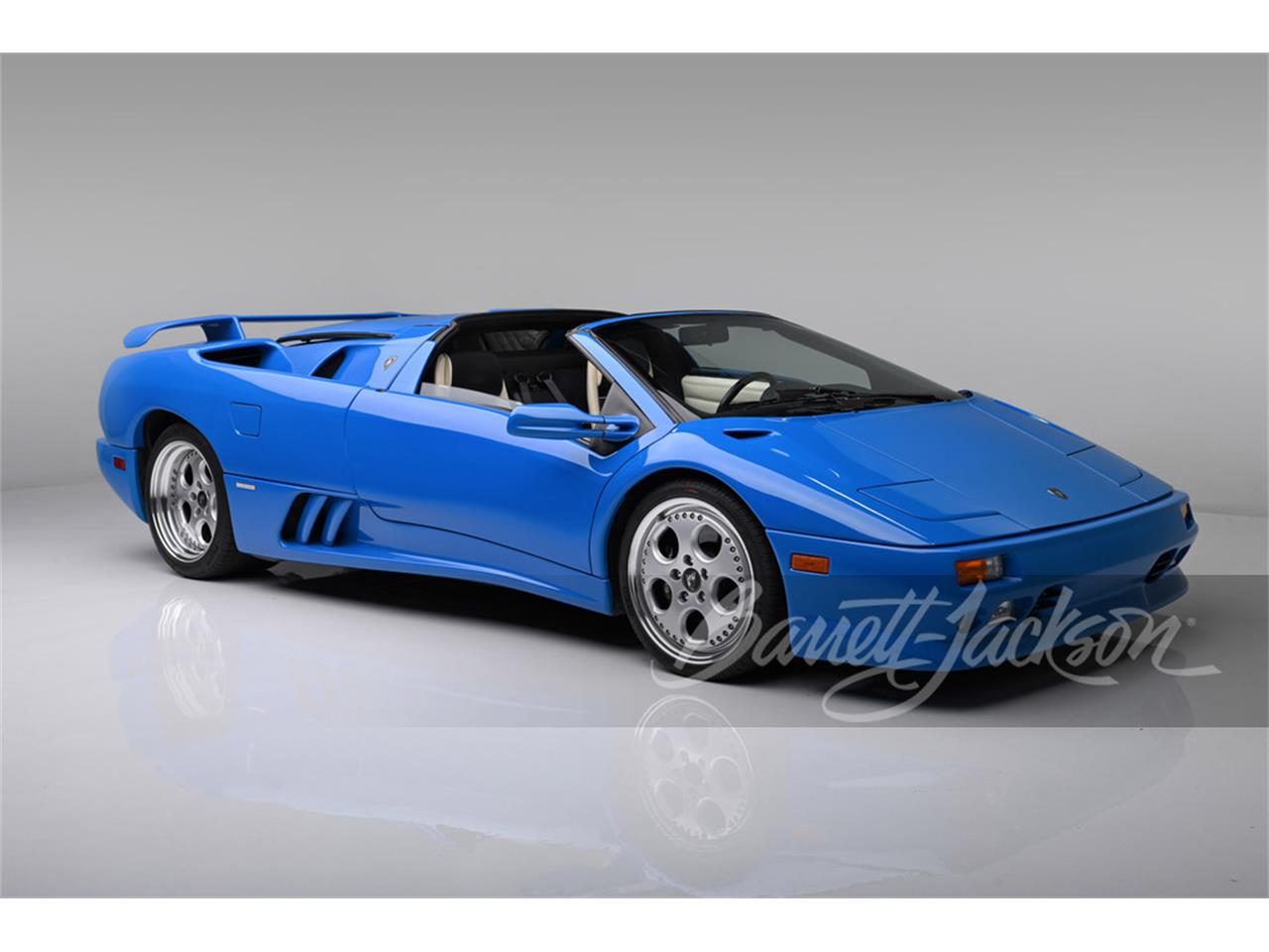 For Sale at Auction: 1997 Lamborghini Diablo in Scottsdale, Arizona for sale in Scottsdale, AZ