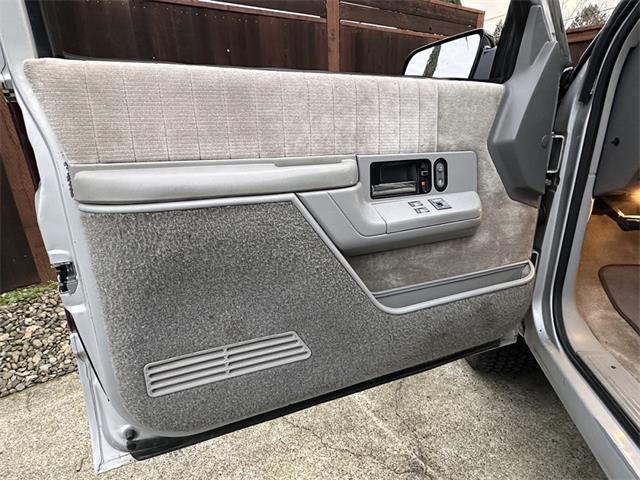 1992 GMC Yukon (CC-1802932) for sale in Ft. McDowell, Arizona