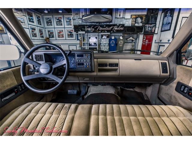 1990 silverado store interior