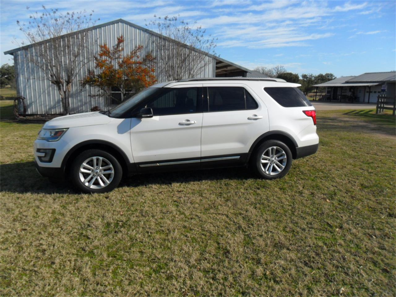 For Sale: 2017 Ford Explorer in HOUSTON, Texas for sale in Houston, TX