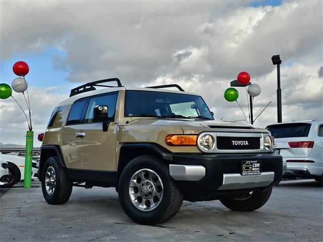 2012 Toyota FJ Cruiser (CC-1805356) for sale in El Cajon, California
