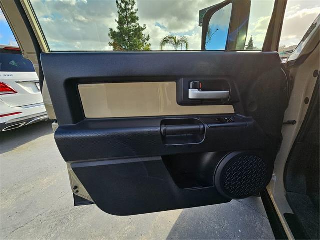 2012 Toyota FJ Cruiser (CC-1805356) for sale in El Cajon, California