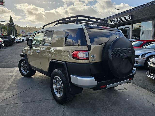 2012 Toyota FJ Cruiser (CC-1805356) for sale in El Cajon, California