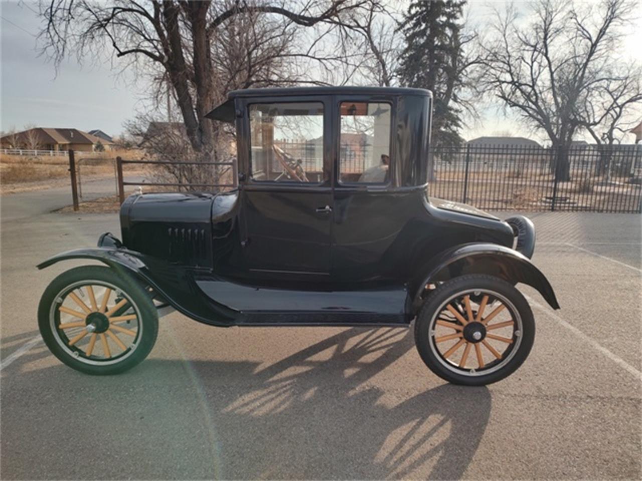 For Sale at Auction: 1924 Ford Model T in Palm Springs, California for sale in Palm Springs, CA