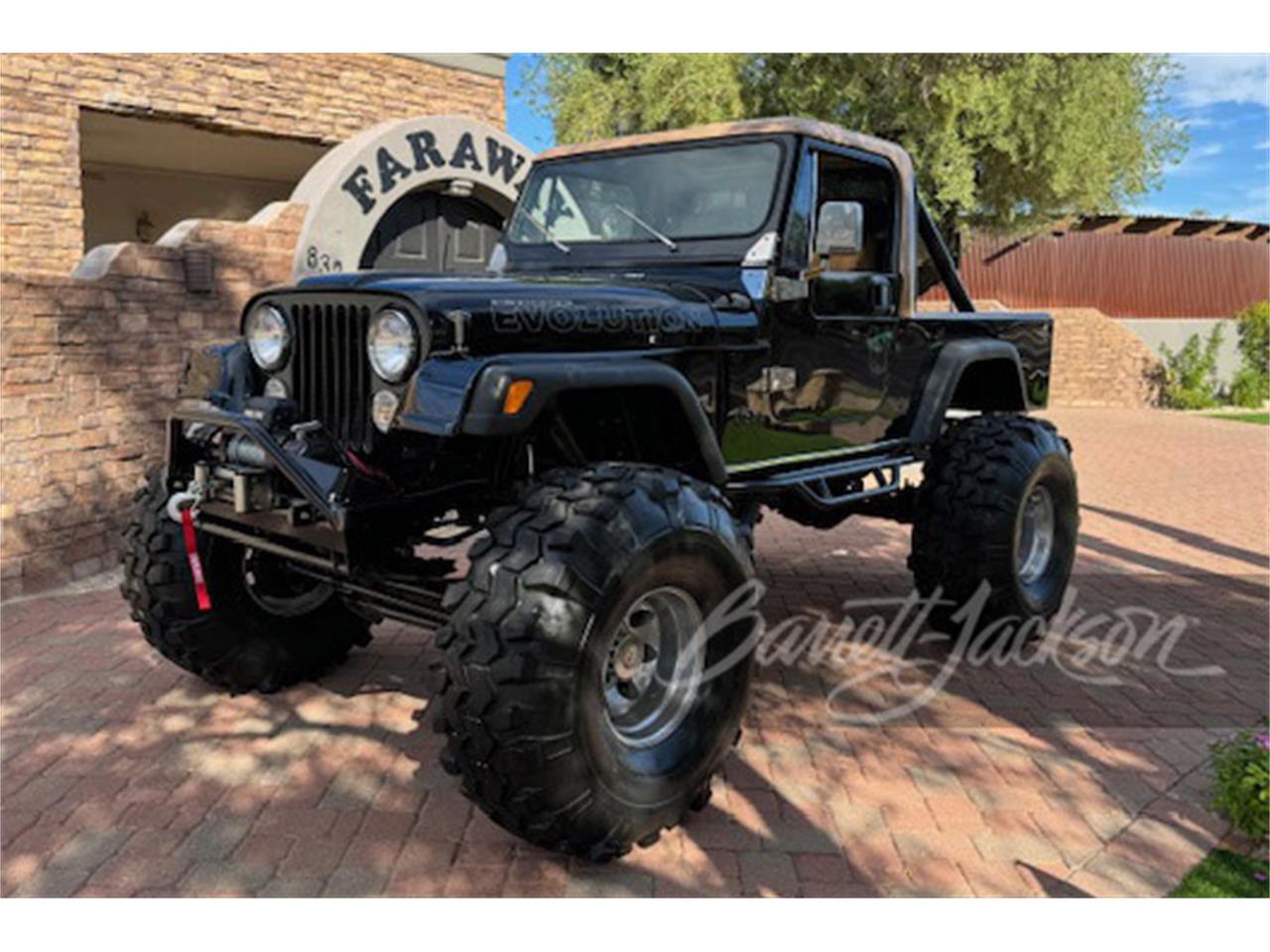 For Sale at Auction: 1982 Jeep CJ8 Scrambler in Scottsdale, Arizona for sale in Scottsdale, AZ