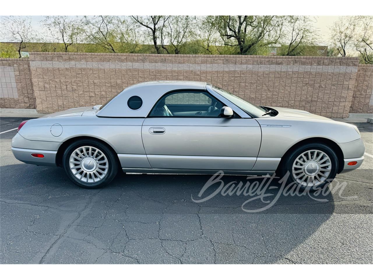 For Sale at Auction: 2005 Ford Thunderbird in Scottsdale, Arizona for sale in Scottsdale, AZ
