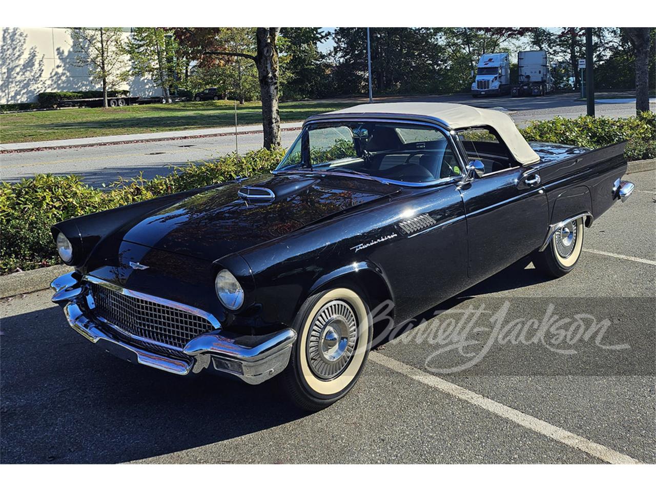 For Sale at Auction: 1957 Ford Thunderbird in Scottsdale, Arizona for sale in Scottsdale, AZ