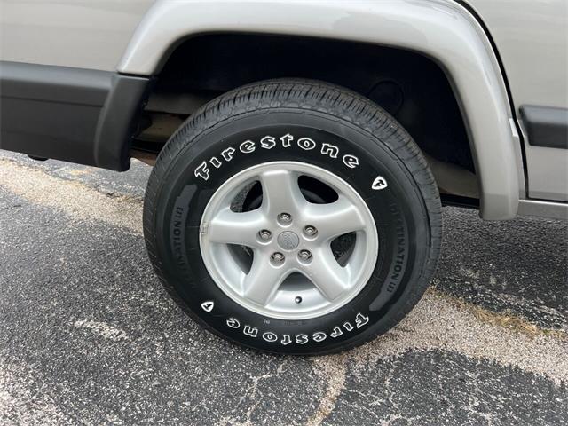 2000 Jeep Cherokee (CC-1800841) for sale in Saint Charles, Missouri