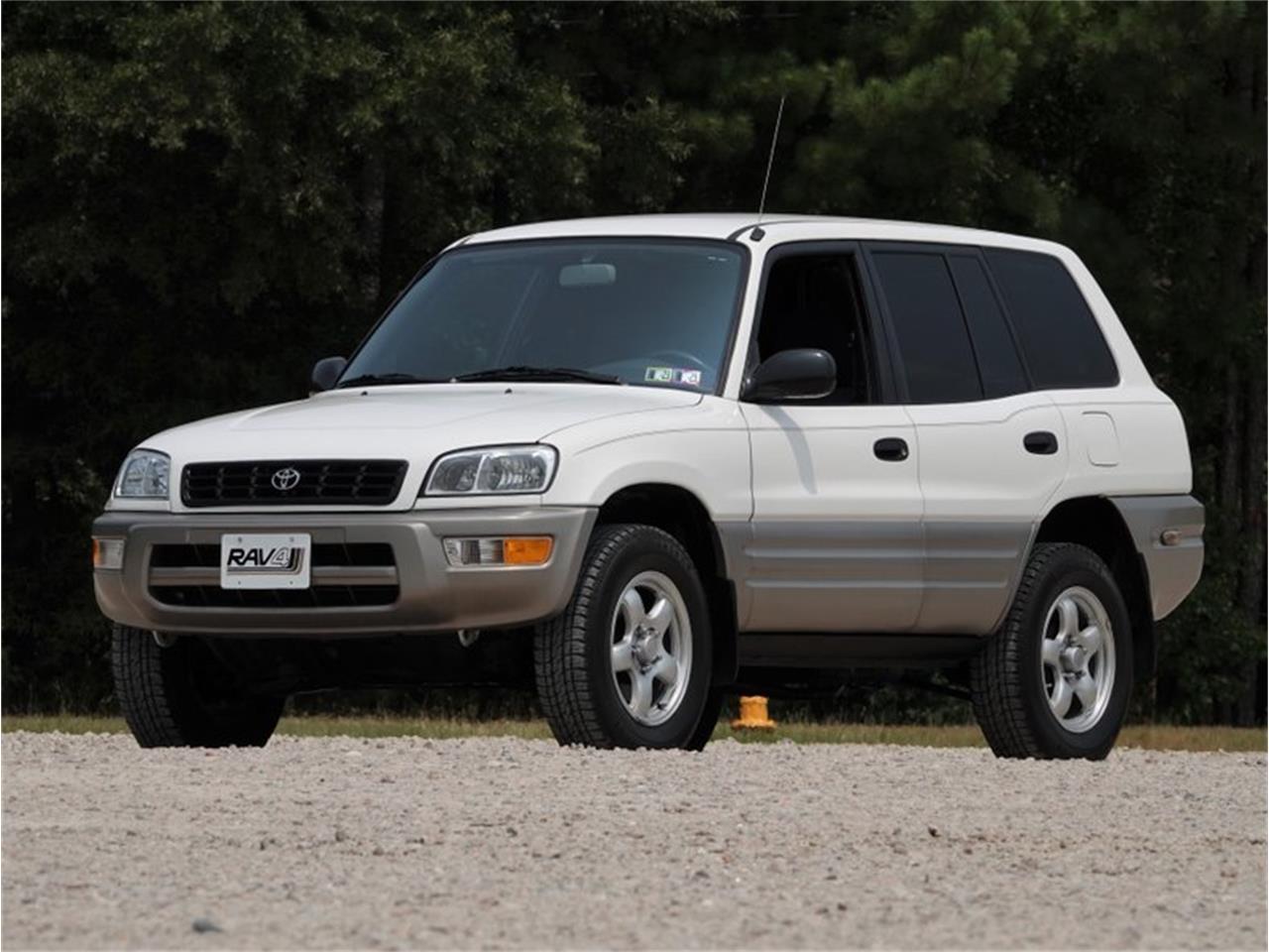 For Sale at Auction: 1998 Toyota Rav4 in Greensboro, North Carolina for sale in Greensboro, NC