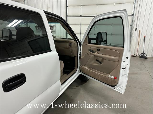 2005 Chevrolet Silverado (CC-1808832) for sale in Holland , Michigan