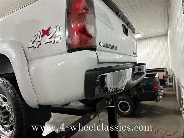2005 Chevrolet Silverado (CC-1808832) for sale in Holland , Michigan