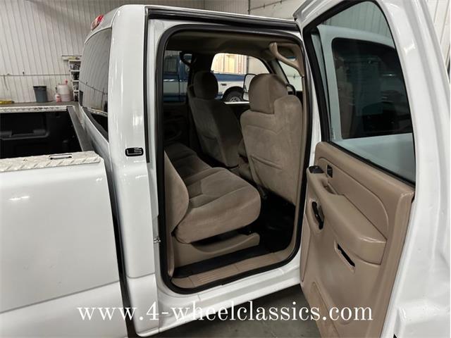 2005 Chevrolet Silverado (CC-1808832) for sale in Holland , Michigan