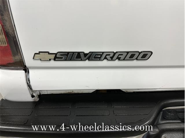 2005 Chevrolet Silverado (CC-1808832) for sale in Holland , Michigan