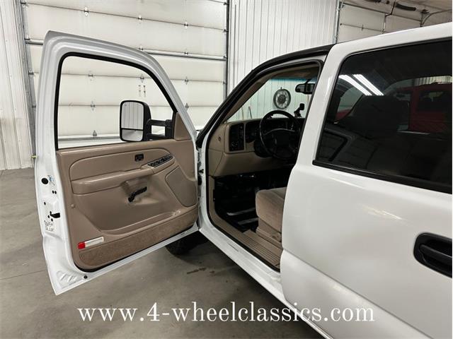 2005 Chevrolet Silverado (CC-1808832) for sale in Holland , Michigan