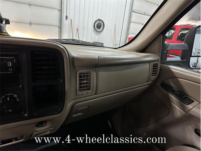 2005 Chevrolet Silverado (CC-1808832) for sale in Holland , Michigan