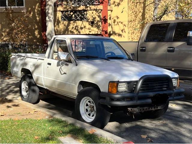 1984 Toyota Pickup (CC-1800929) for sale in Cadillac, Michigan