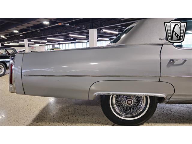 1976 Cadillac Fleetwood (CC-1811435) for sale in O'Fallon, Illinois