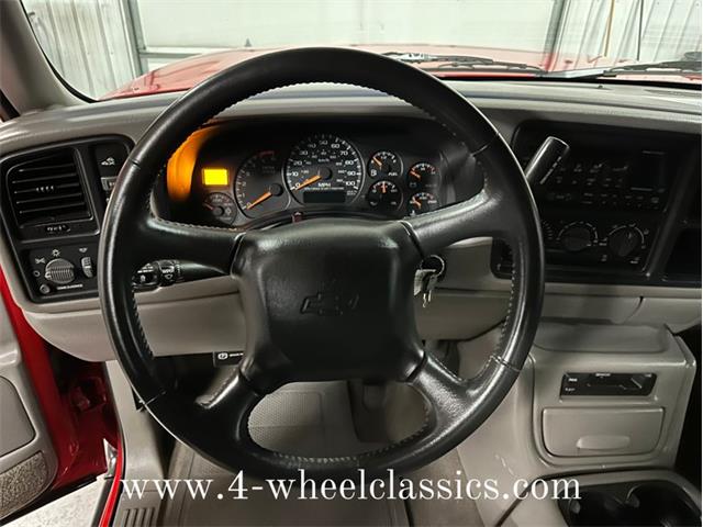 2002 Chevrolet Silverado (CC-1812057) for sale in Holland , Michigan