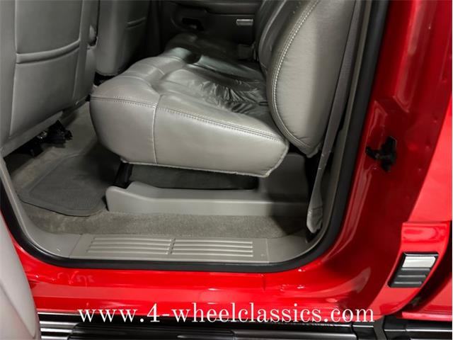 2002 Chevrolet Silverado (CC-1812057) for sale in Holland , Michigan