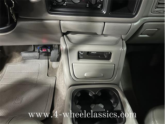 2002 Chevrolet Silverado (CC-1812057) for sale in Holland , Michigan