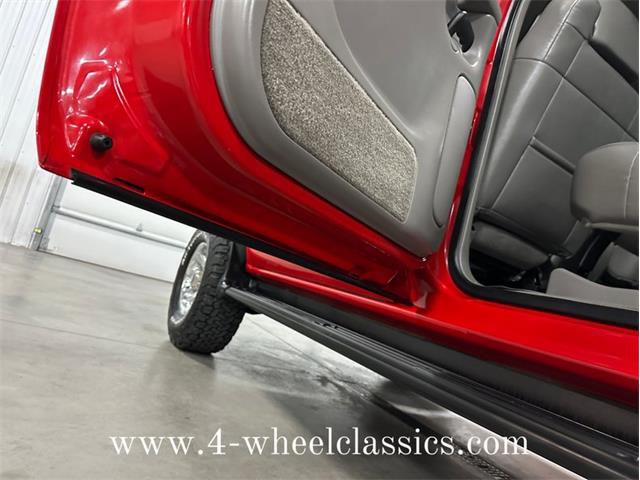 2002 Chevrolet Silverado (CC-1812057) for sale in Holland , Michigan