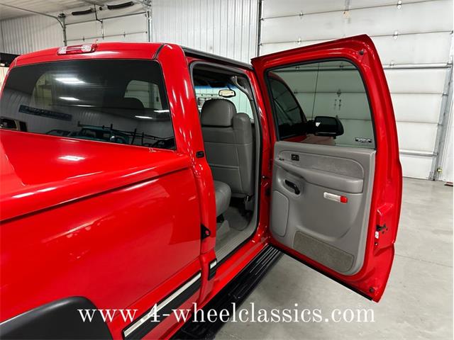 2002 Chevrolet Silverado (CC-1812057) for sale in Holland , Michigan