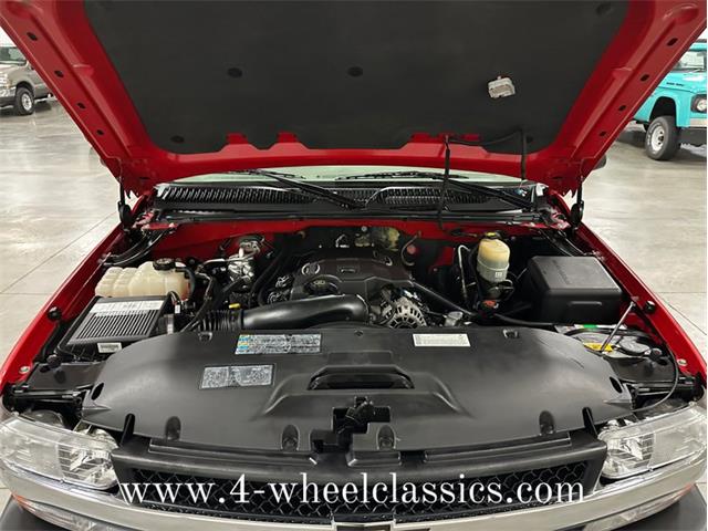 2002 Chevrolet Silverado (CC-1812057) for sale in Holland , Michigan