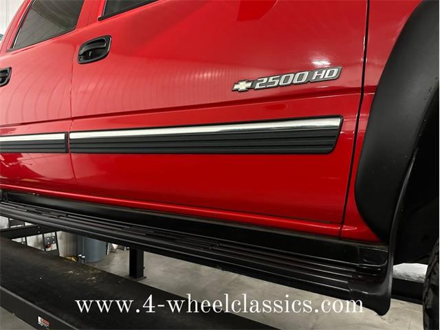 2002 Chevrolet Silverado (CC-1812057) for sale in Holland , Michigan