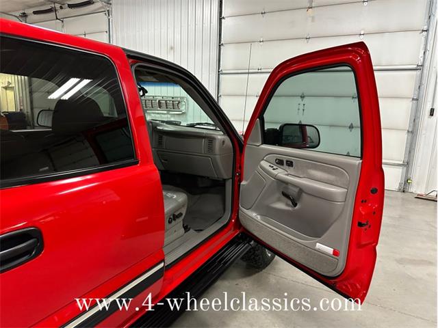 2002 Chevrolet Silverado (CC-1812057) for sale in Holland , Michigan