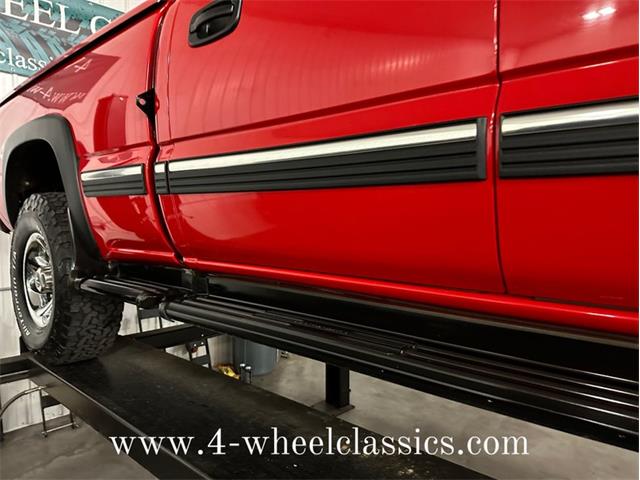 2002 Chevrolet Silverado (CC-1812057) for sale in Holland , Michigan