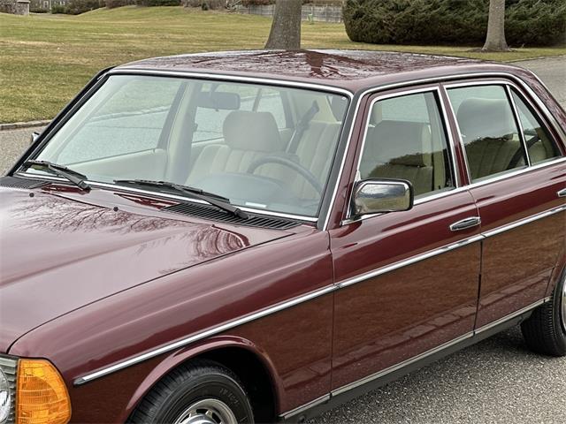 1984 Mercedes-Benz 230E (CC-1812147) for sale in Southampton, New York