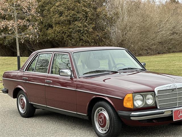 1984 Mercedes-Benz 230E (CC-1812147) for sale in Southampton, New York