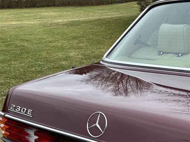 1984 Mercedes-Benz 230E (CC-1812147) for sale in Southampton, New York