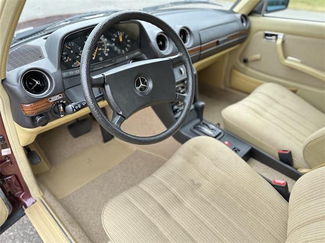 1984 Mercedes-Benz 230E (CC-1812147) for sale in Southampton, New York