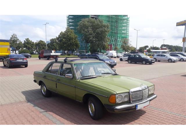 1980 Mercedes-Benz W123 (CC-1810272) for sale in Hobart, Indiana