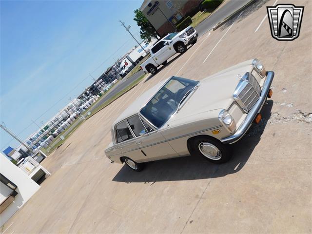 1970 Mercedes-Benz 220 (CC-1813924) for sale in O'Fallon, Illinois
