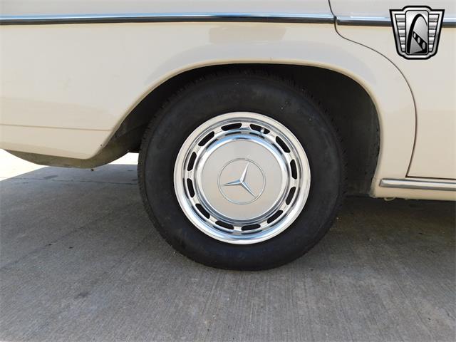 1970 Mercedes-Benz 220 (CC-1813924) for sale in O'Fallon, Illinois