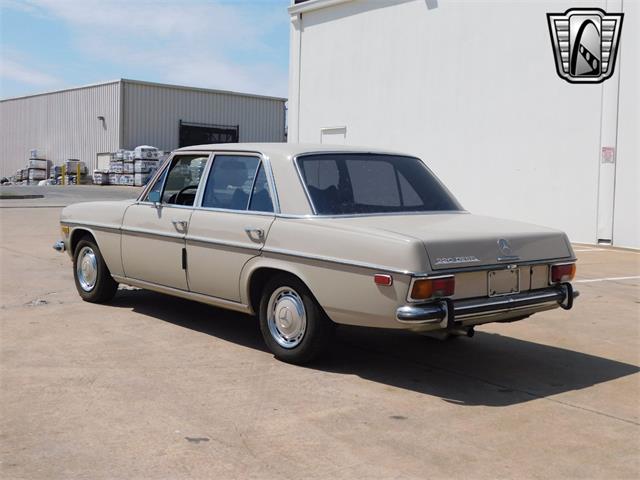 1970 Mercedes-Benz 220 (CC-1813924) for sale in O'Fallon, Illinois