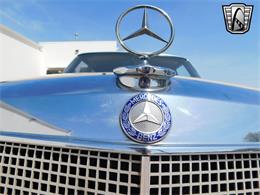 1970 Mercedes-Benz 220 (CC-1813924) for sale in O'Fallon, Illinois