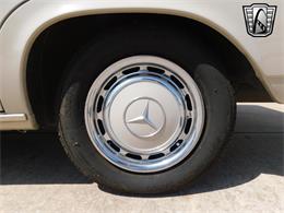 1970 Mercedes-Benz 220 (CC-1813924) for sale in O'Fallon, Illinois