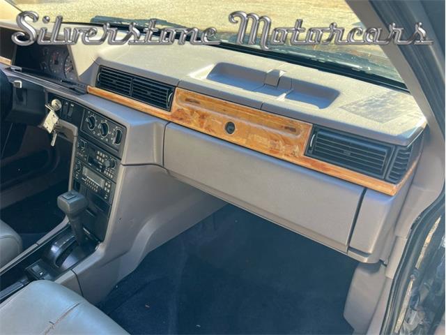 1989 Volvo 780 (CC-1815302) for sale in North Andover, Massachusetts