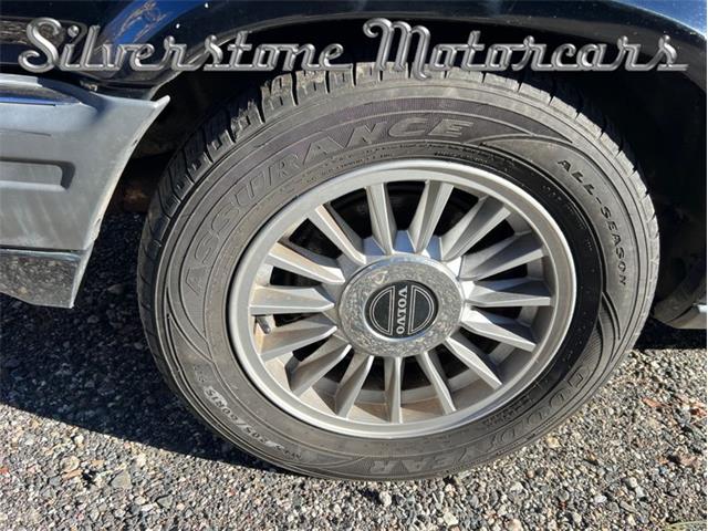 1989 Volvo 780 (CC-1815302) for sale in North Andover, Massachusetts