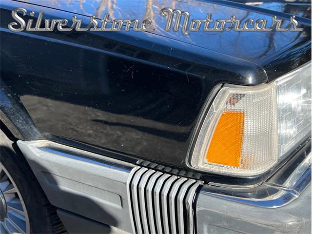 1989 Volvo 780 (CC-1815302) for sale in North Andover, Massachusetts