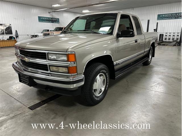 1999 Chevrolet Silverado (CC-1815507) for sale in Holland , Michigan