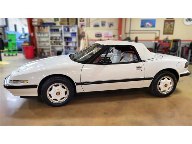 1990 Buick Reatta (CC-1816782) for sale in Stanley, Wisconsin