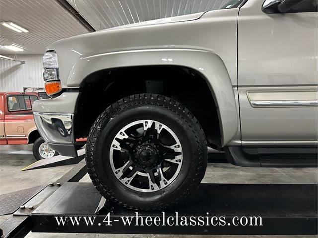 2005 Chevrolet Suburban (CC-1817667) for sale in Holland , Michigan
