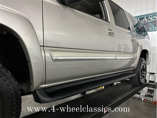 2005 Chevrolet Suburban (CC-1817667) for sale in Holland , Michigan