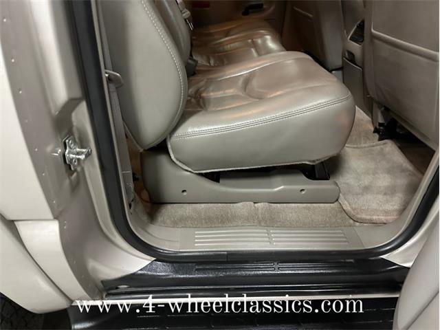 2005 Chevrolet Suburban (CC-1817667) for sale in Holland , Michigan