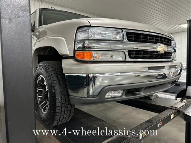 2005 Chevrolet Suburban (CC-1817667) for sale in Holland , Michigan